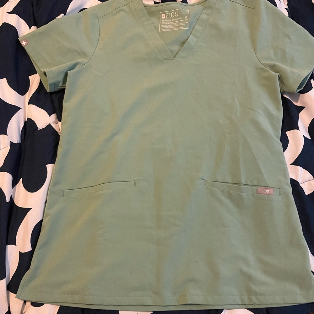 LIKE NEW limited edition jade casma top and jogger pants